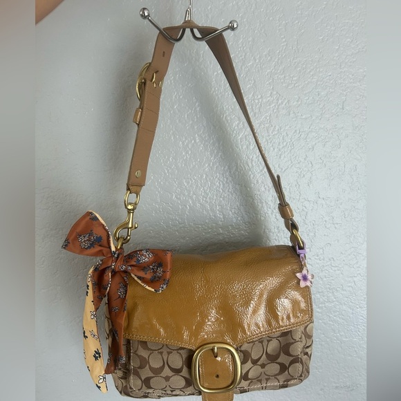 Coach Bleecker Legacy Buckle Leather Flap Shoulder Bag Y2K Vintage - Picture 9 of 16